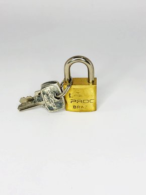 Cadeado em latão com duas chaves 20mm
